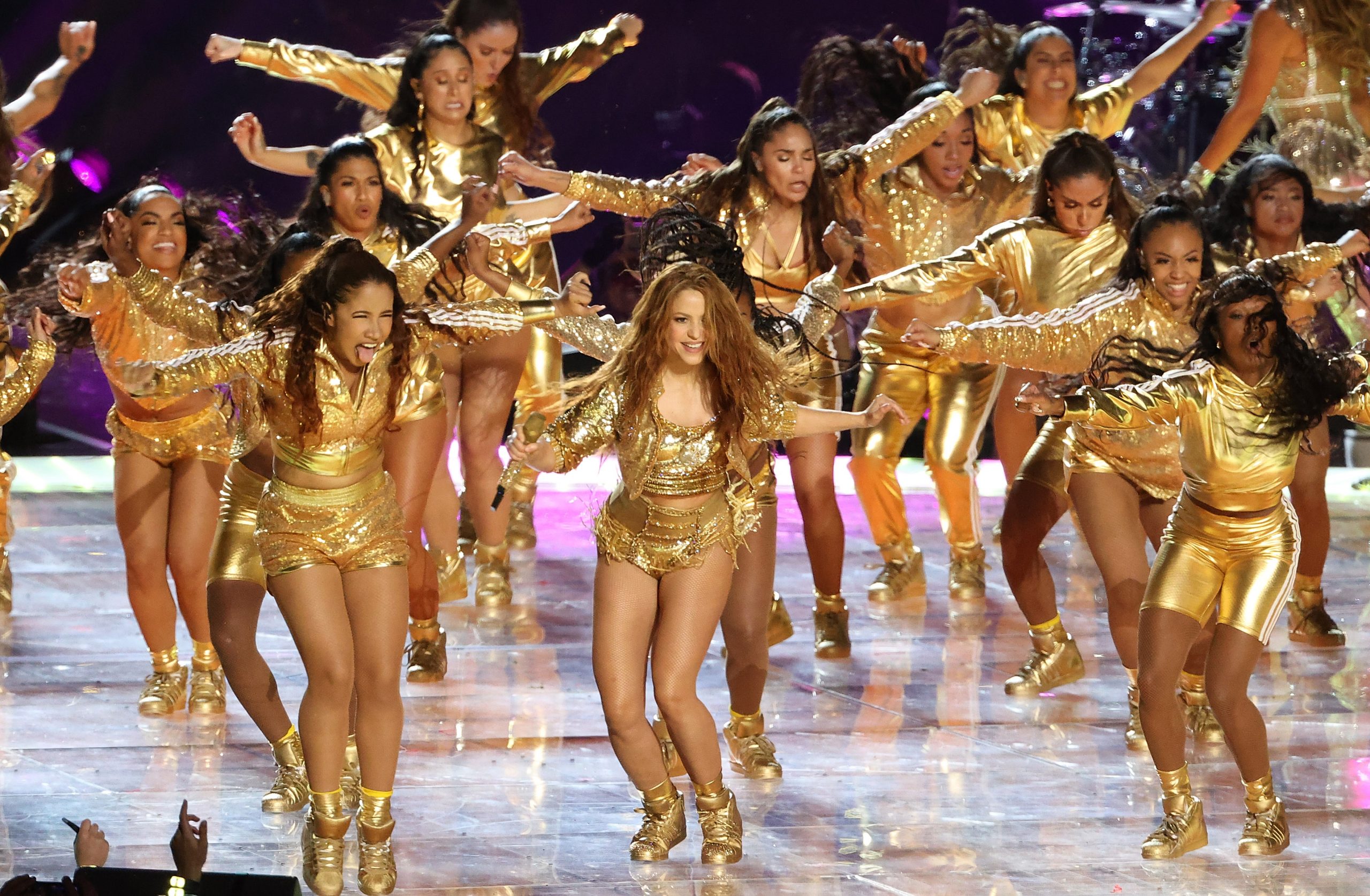 Entenda as referências na performance de Shakira no Super Bowl