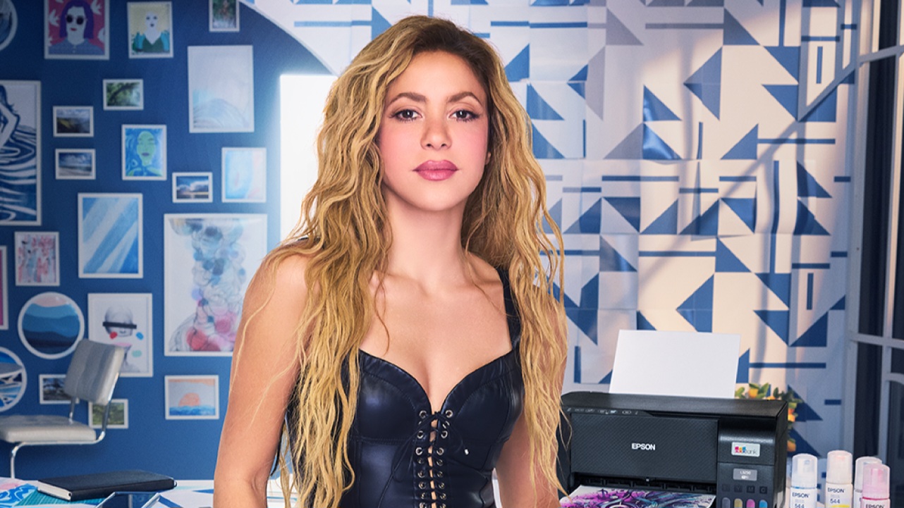 Shakira expande parceria com a Epson e vira embaixadora também no Oriente Médio, África e Ásia