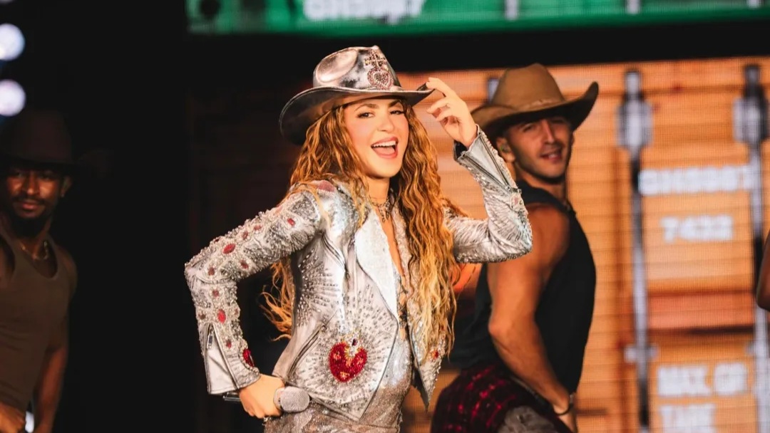 Shakira canta “Día de Enero” após mais de 17 anos durante show em Tijuana