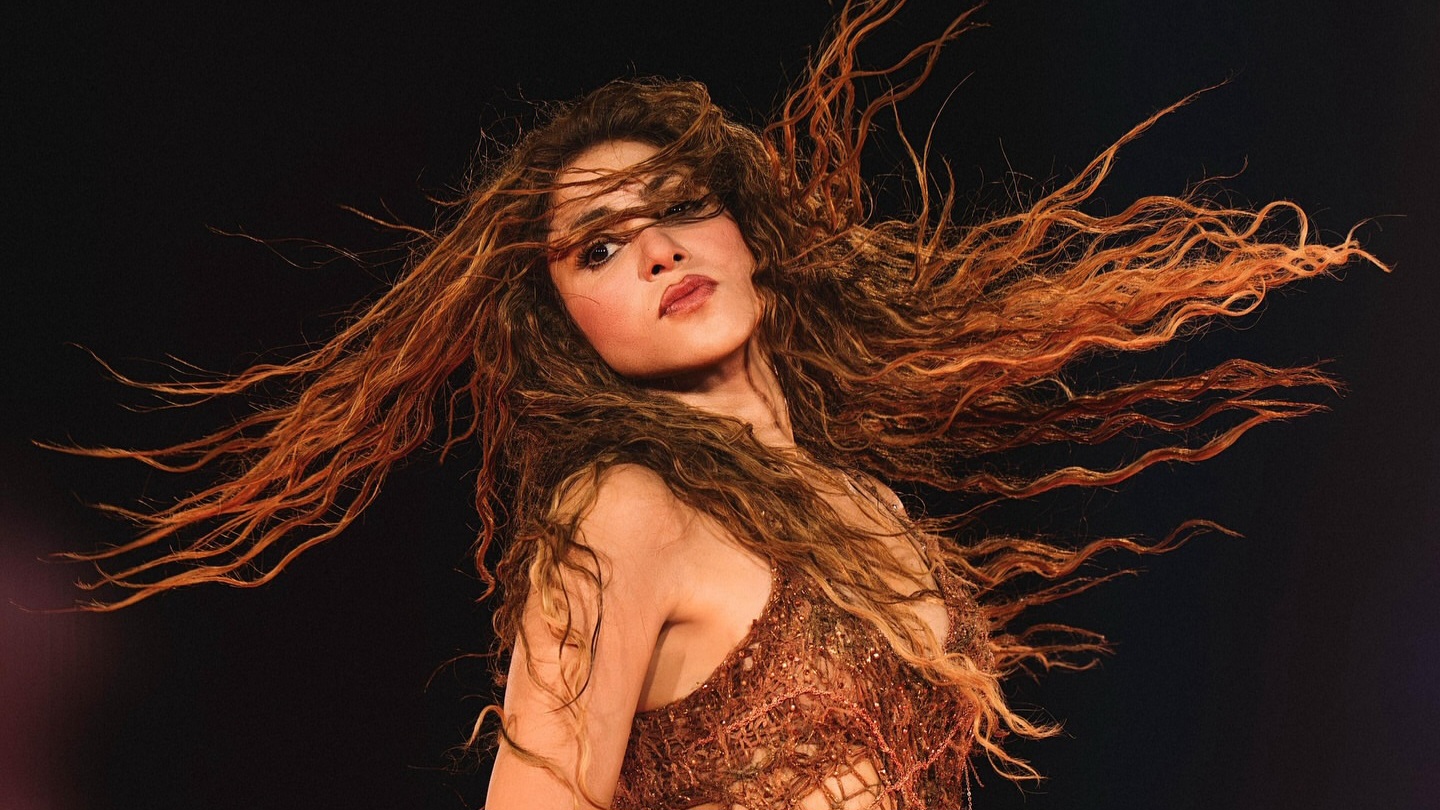 Shakira fala sobre show em Copacabana e indicação ao Rock & Roll Hall of Fame em entrevista à Associated Press