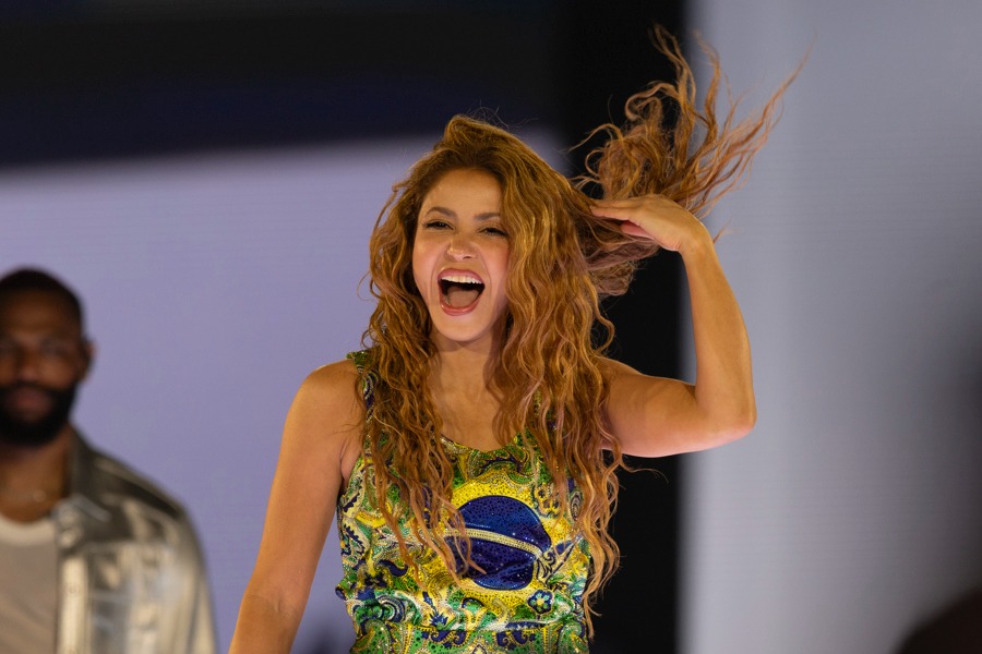 Shakira transforma Copacabana em noite histórica com maior show de sua carreira