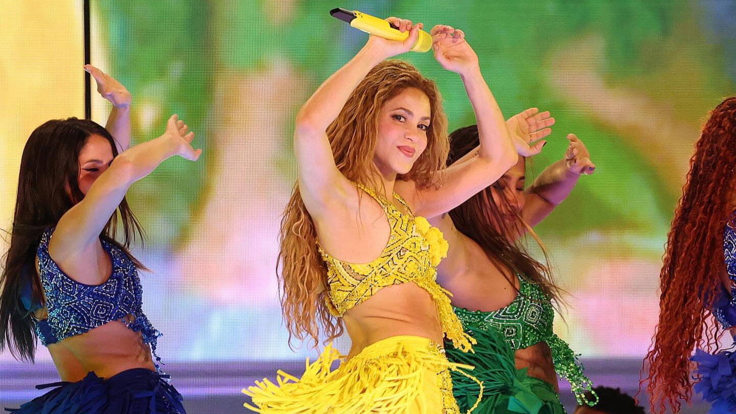 Shakira lança “Dai Dai” em português com Filipe Ret e Léo Santana